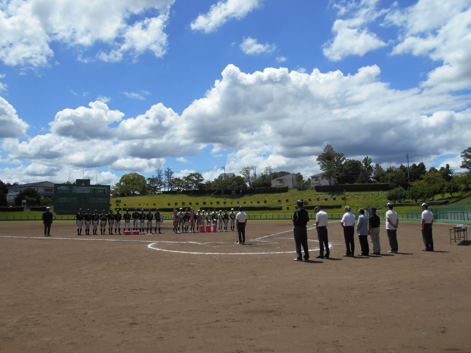第60回津山市中学生野球大会に助成金を贈呈